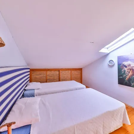 Mavi Blue Apartment *